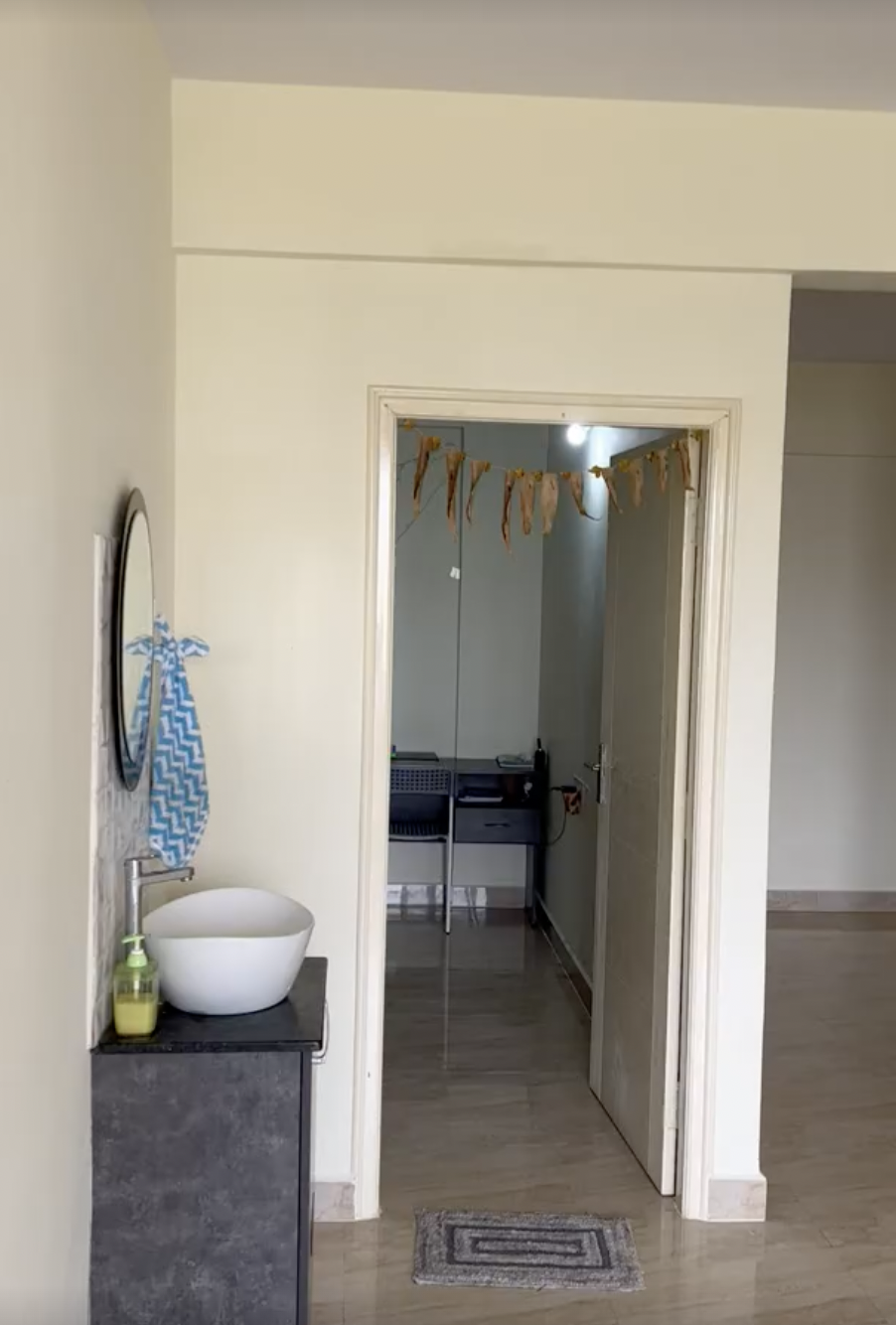 2BHK · Semi Furnished · Apartment
