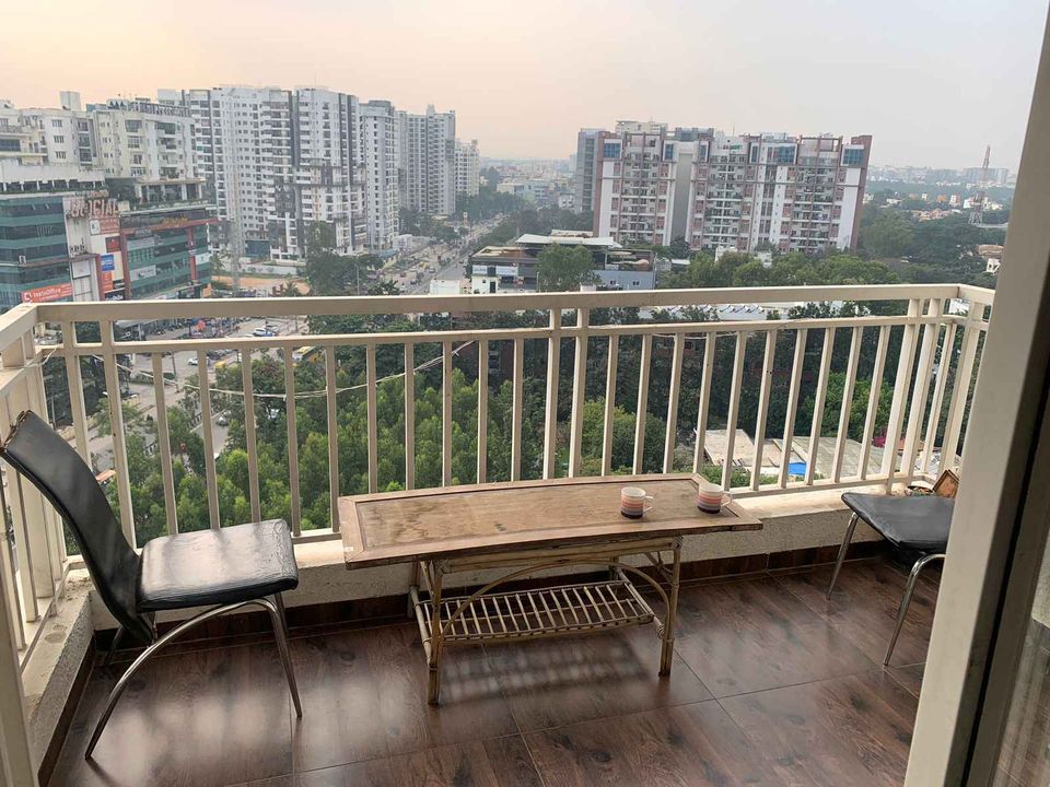3BHK · Semi Furnished · Apartment