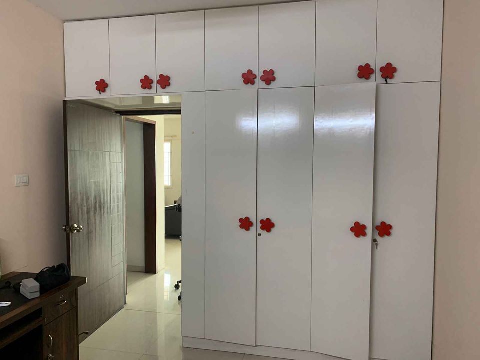 3BHK · Semi Furnished · Apartment