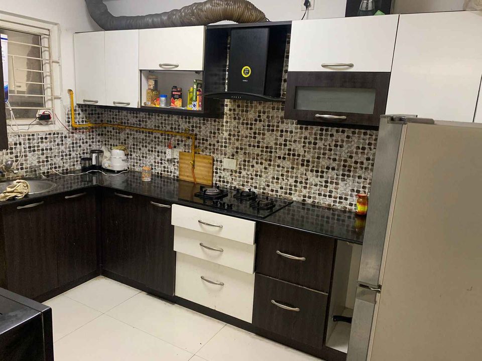 3BHK · Semi Furnished · Apartment