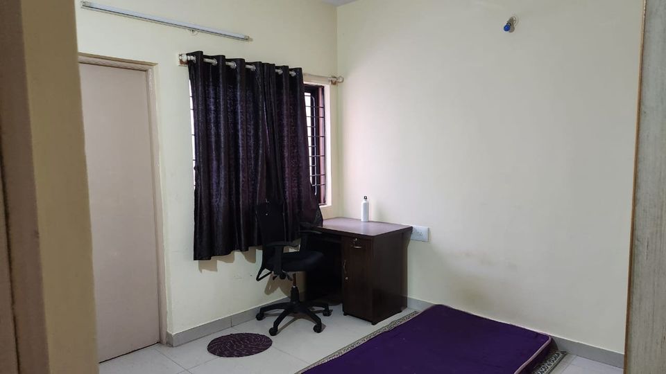 3BHK · Semi Furnished · Apartment