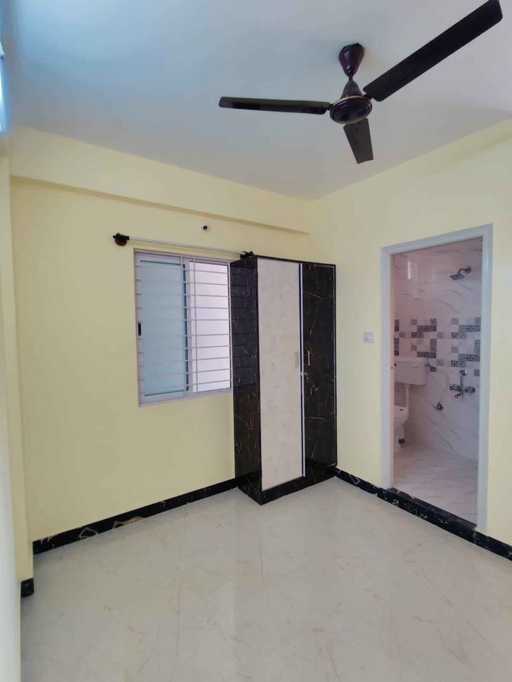 1BHK · Semi Furnished · Apartment