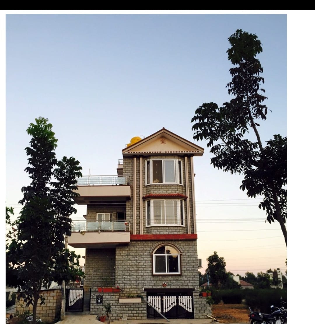 4BHK · Semi Furnished · Apartment