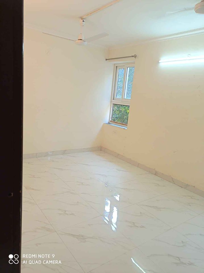 2BHK · Semi Furnished · Apartment