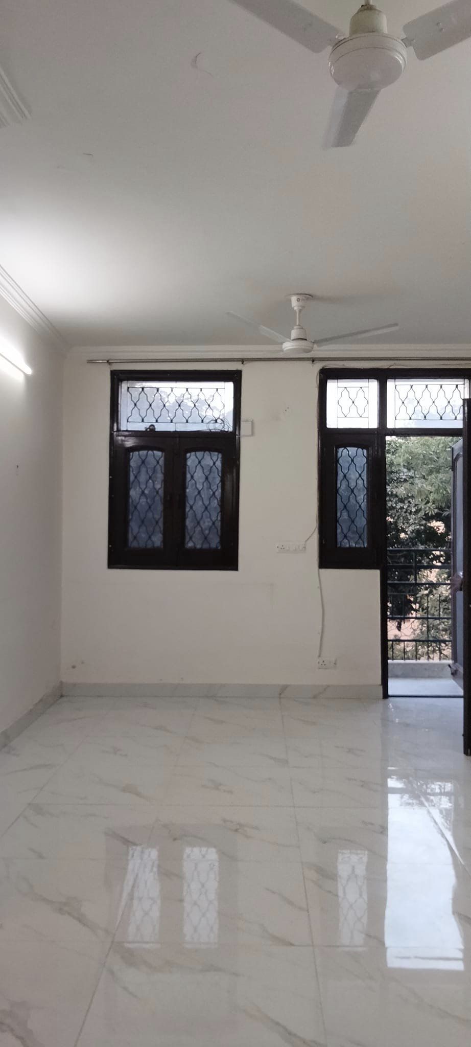 2BHK · Semi Furnished · Apartment