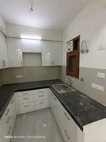 3BHK · Semi Furnished · Apartment
