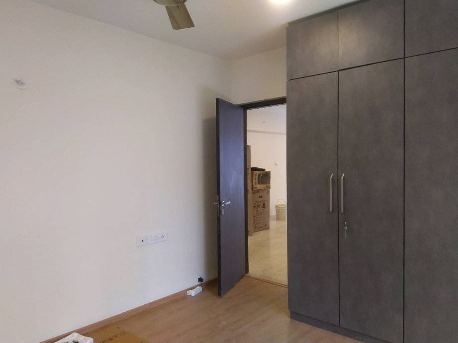 2BHK · Semi Furnished · Apartment