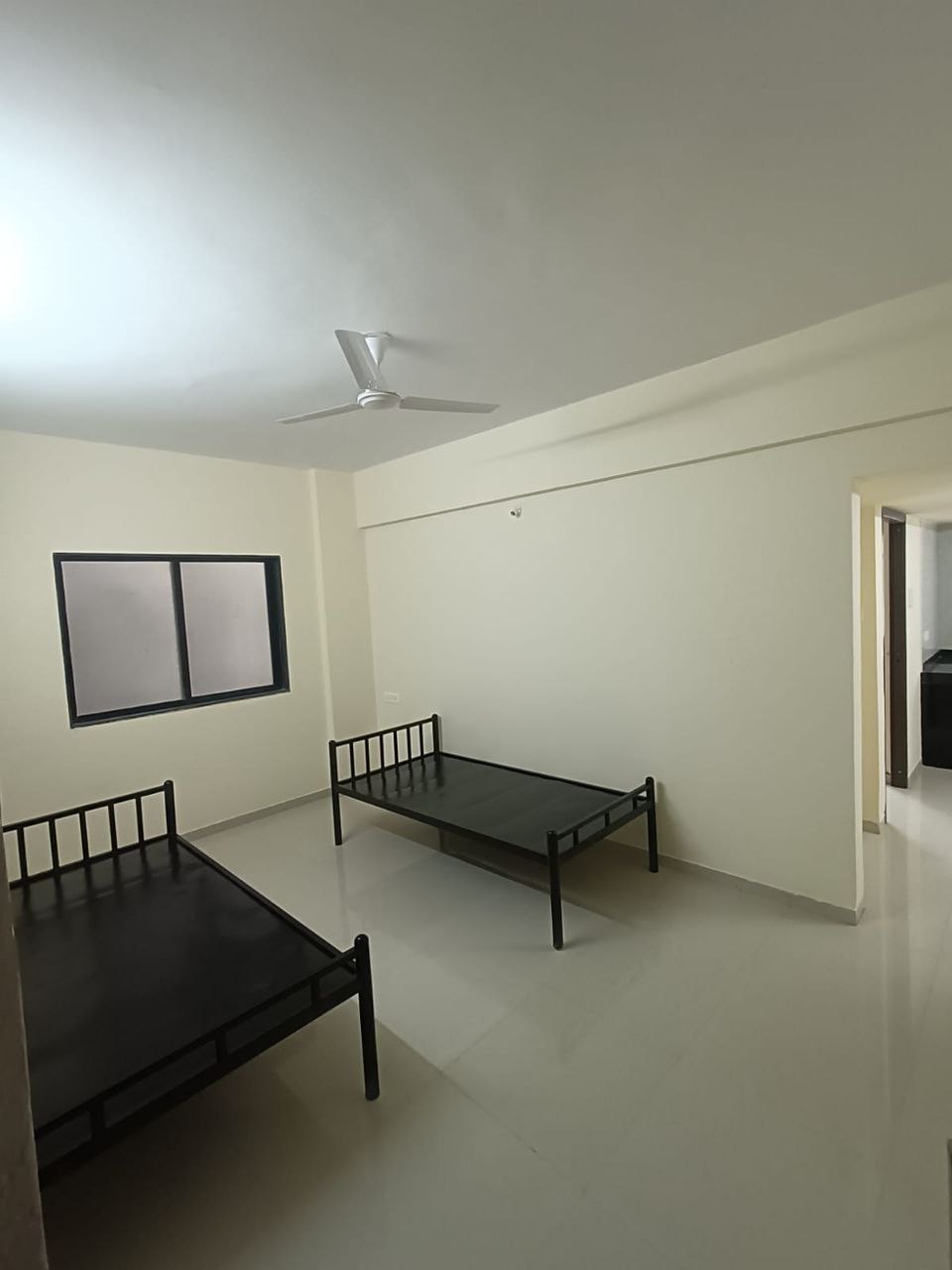1BHK · Semi Furnished · Apartment