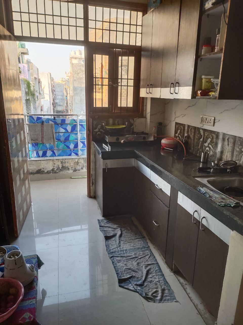 1BHK · Semi Furnished · Apartment