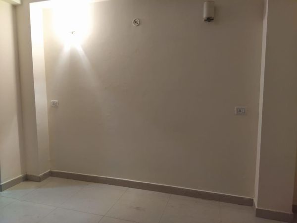 2BHK · Semi Furnished · Apartment