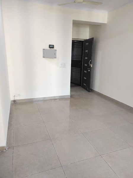 2BHK · Semi Furnished · Apartment