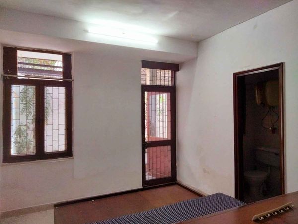 2BHK · Semi Furnished · Apartment