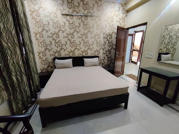 Single Room · Furnished · Apartment