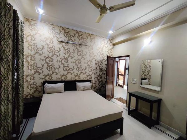 Single Room · Furnished · Apartment