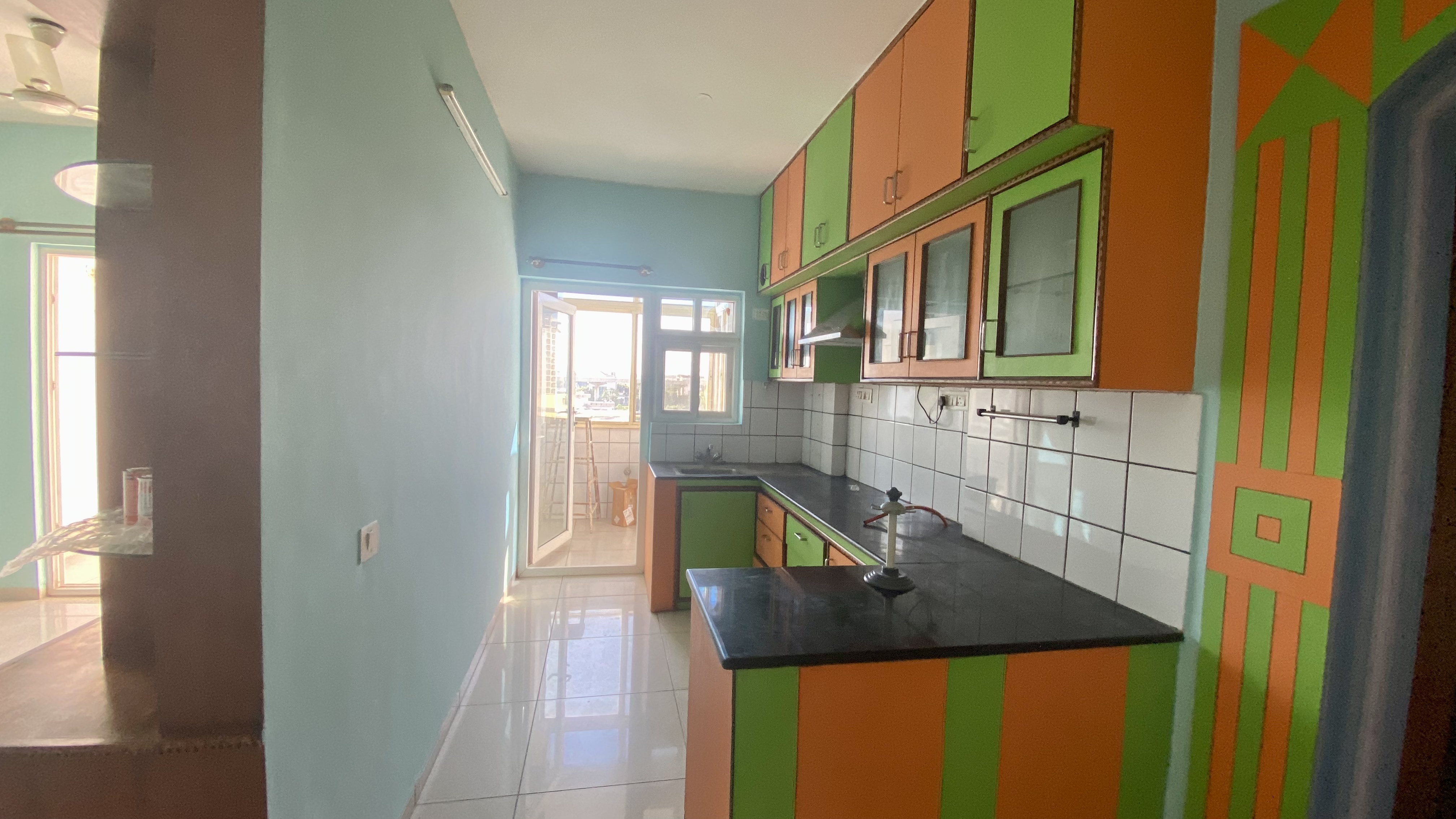 1BHK · Semi Furnished · Apartment