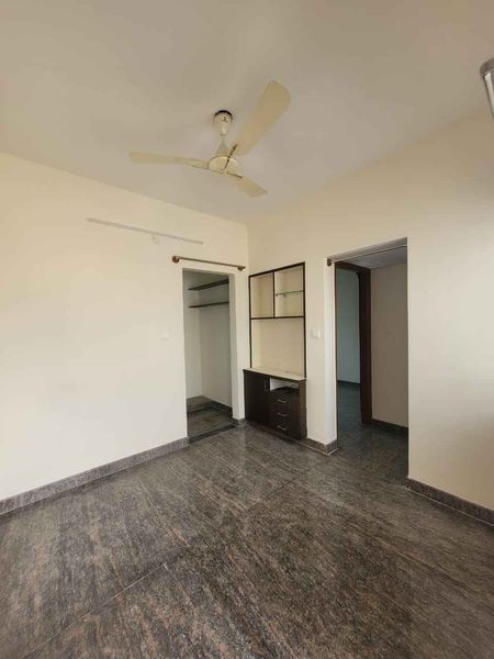 1BHK · Semi Furnished · Apartment