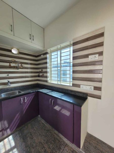 1BHK · Semi Furnished · Apartment