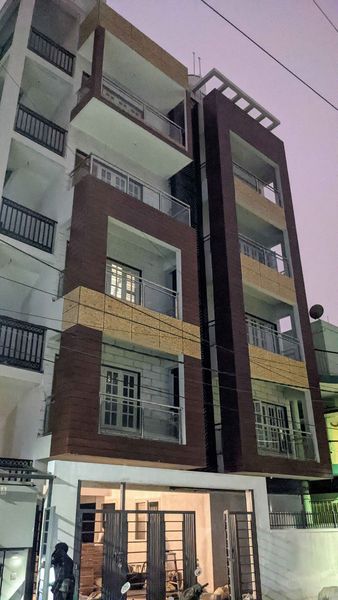 3BHK · Semi Furnished · Apartment