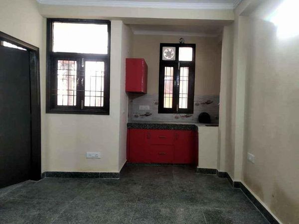 1BHK · Semi Furnished · Apartment