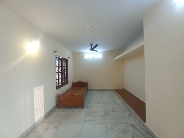 1RK · Semi Furnished · Apartment