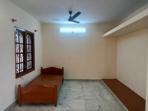 1RK · Semi Furnished · Apartment