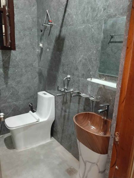 2BHK · Semi Furnished · Apartment