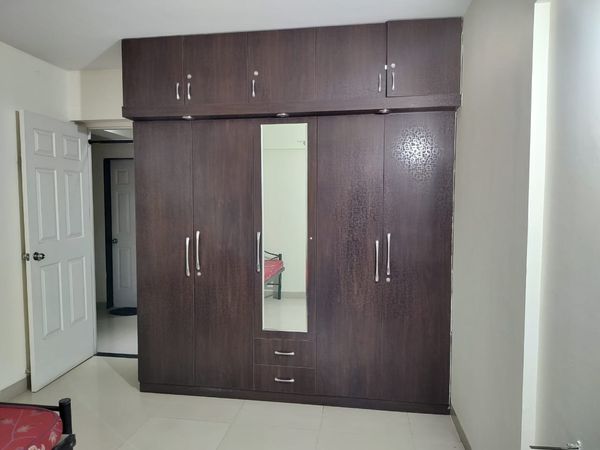 3BHK · Semi Furnished · Apartment