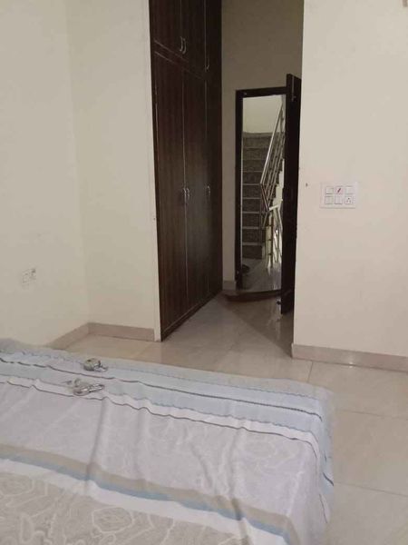 1BHK · Semi Furnished · Apartment