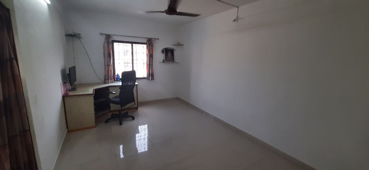 1BHK · Semi Furnished · Apartment