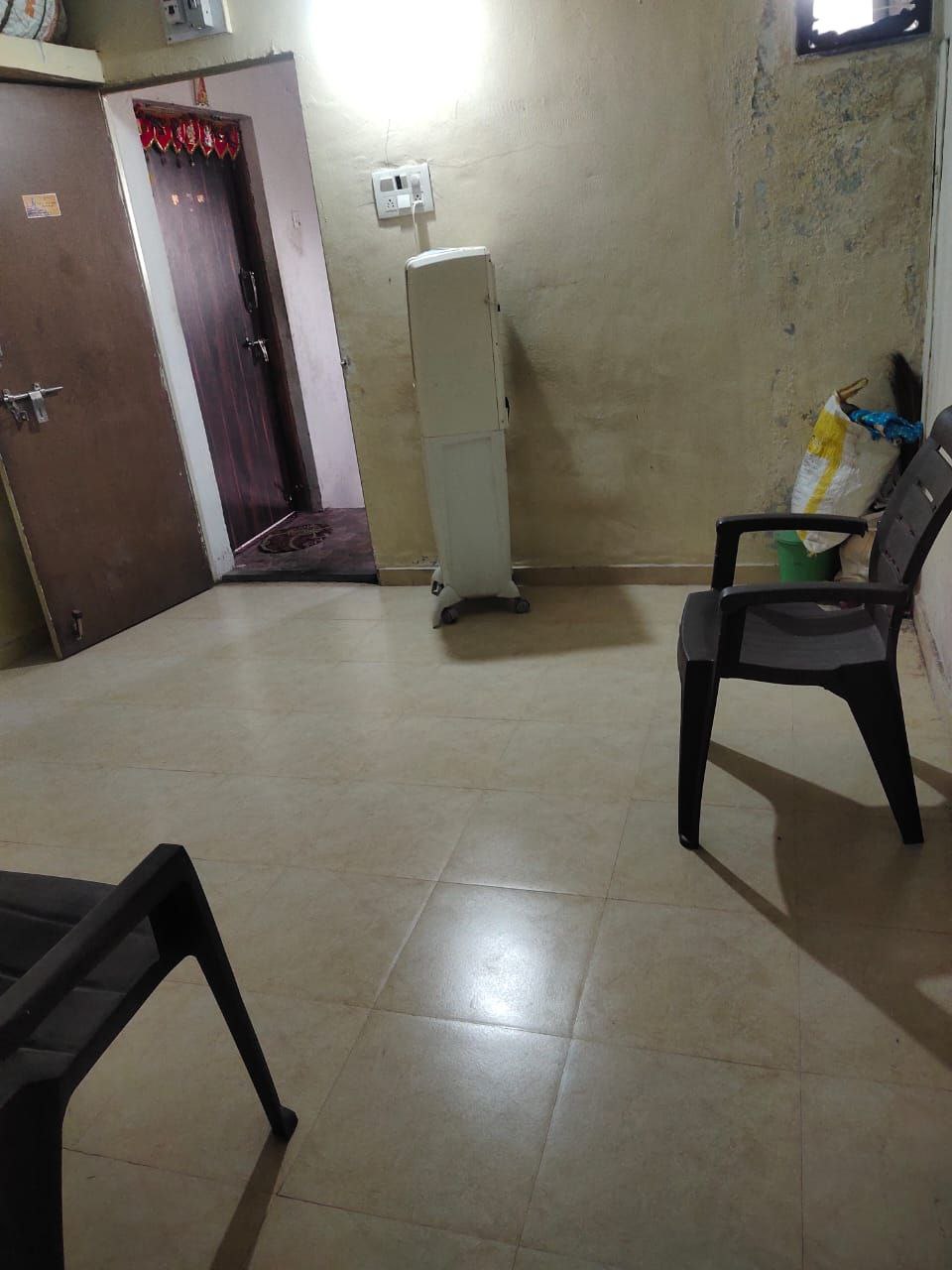 1BHK · Semi Furnished · Apartment