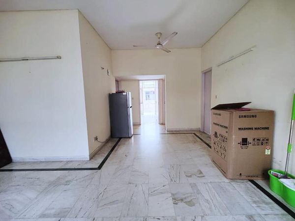 2BHK · Semi Furnished · Apartment