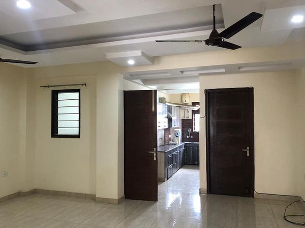 3BHK · Semi Furnished · Apartment