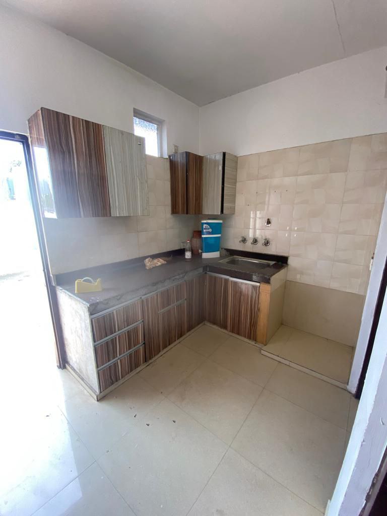 2BHK · Semi Furnished · Apartment