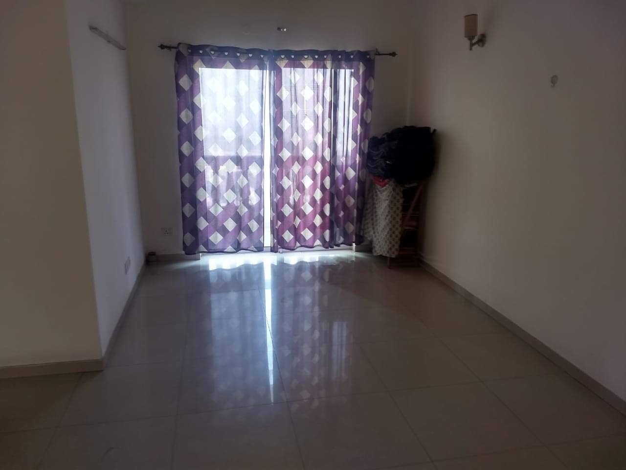 3BHK · Semi Furnished · Apartment