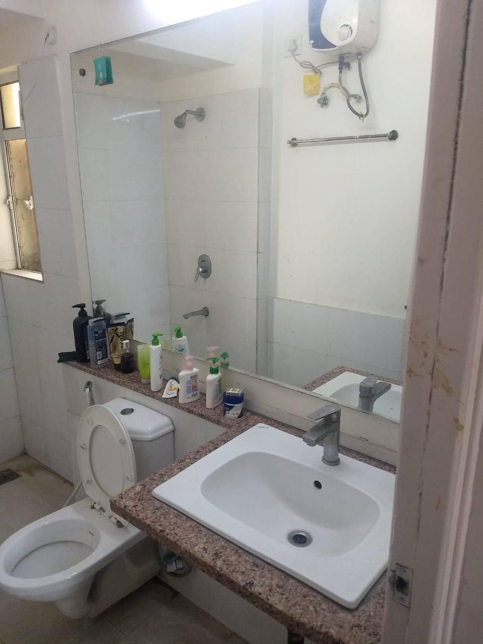 3BHK · Semi Furnished · Apartment