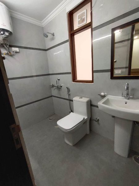 1RK · Semi Furnished · Apartment
