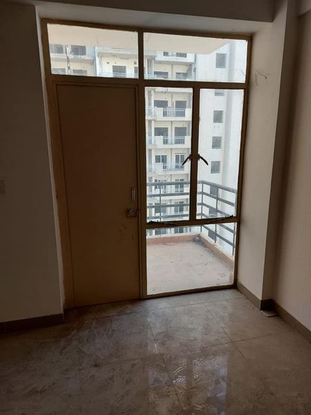 2BHK · Semi Furnished · Apartment