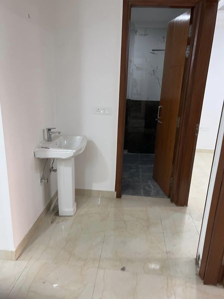 3BHK · Semi Furnished · Apartment