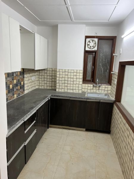 3BHK · Semi Furnished · Apartment