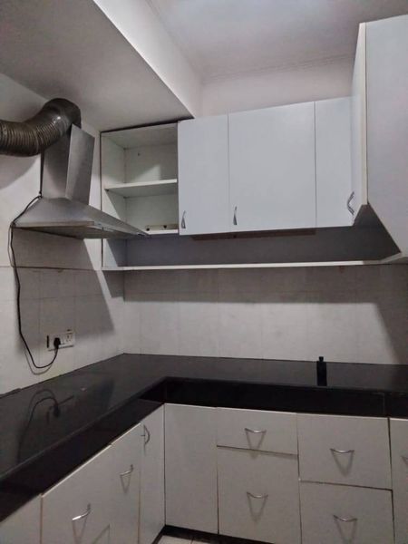 3BHK · Semi Furnished · Apartment