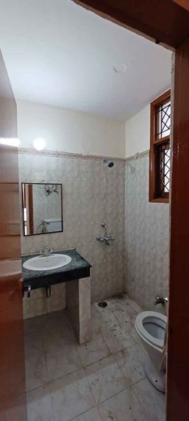 3BHK · Semi Furnished · Apartment