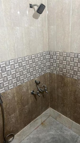 1BHK · Semi Furnished · Apartment