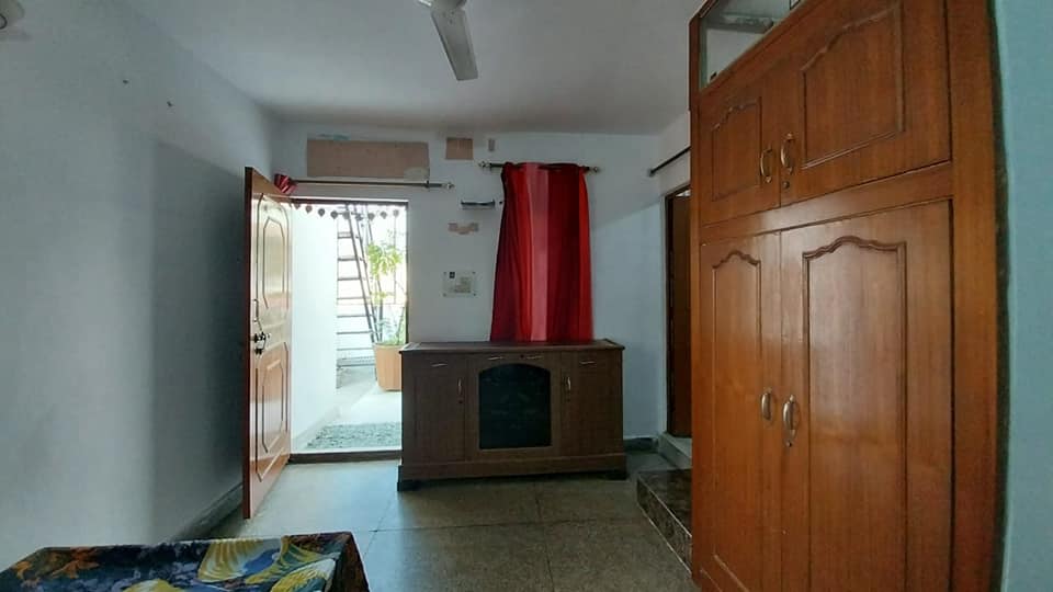 1RK · Semi Furnished · Apartment