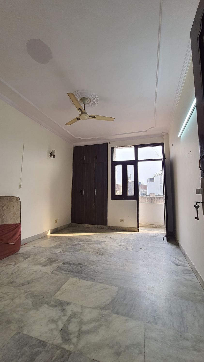 2BHK · Semi Furnished · Apartment