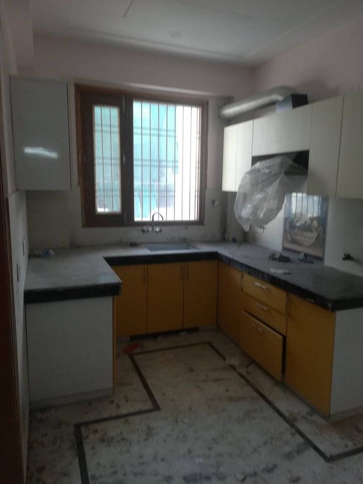2BHK · Semi Furnished · Apartment