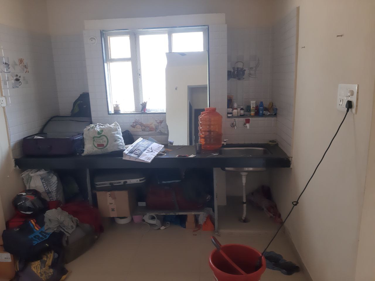 1BHK · Semi Furnished · Apartment