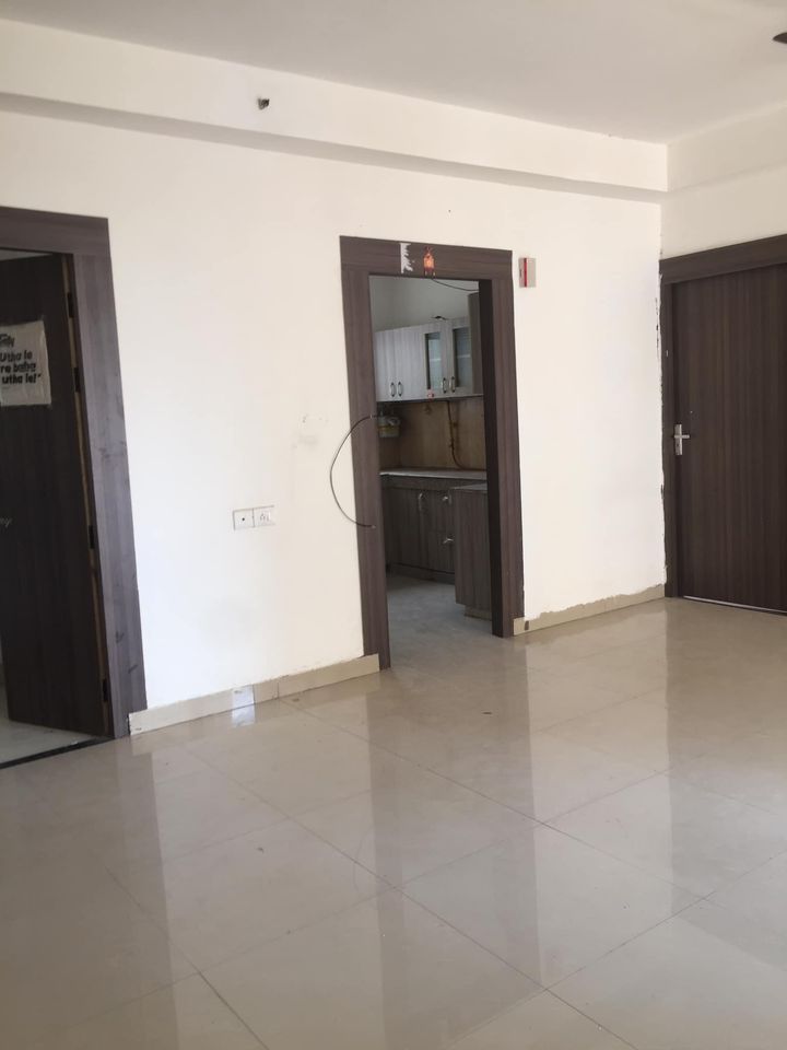 2BHK · Semi Furnished · Apartment