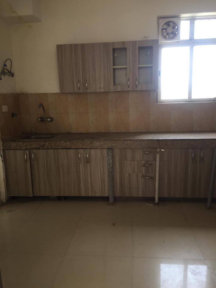 2BHK · Semi Furnished · Apartment