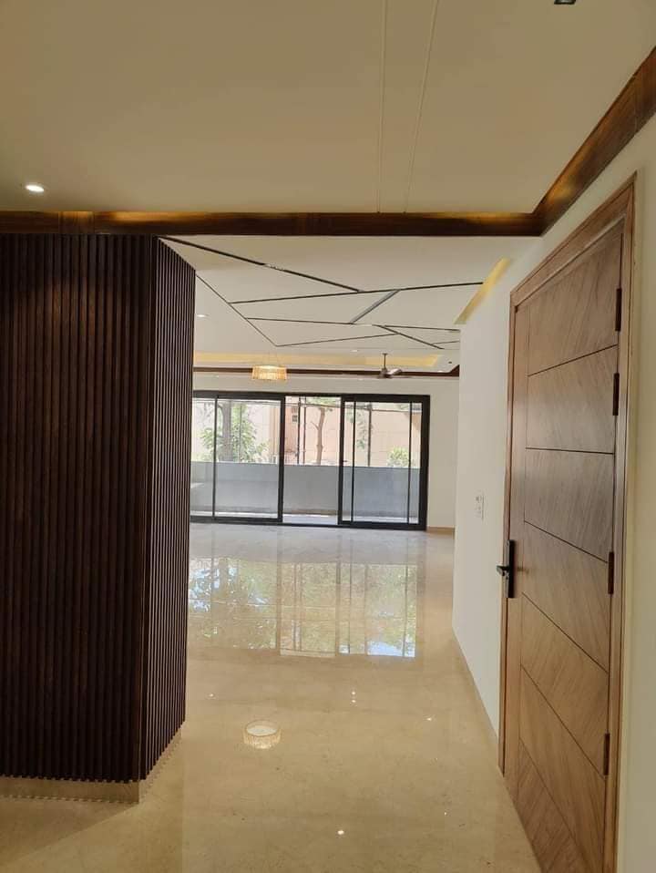 3BHK · Semi Furnished · Apartment