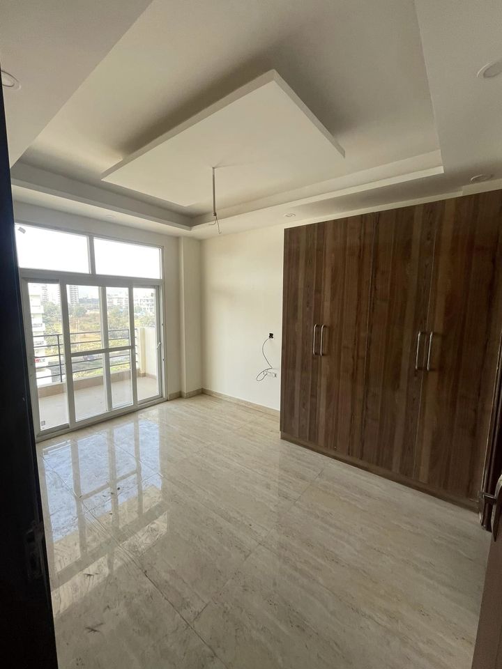 2BHK · Semi Furnished · Apartment